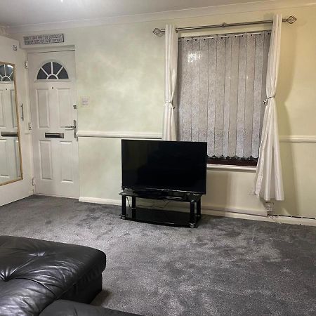 London 1 Bed Cosy House Apartment Norwood Exterior photo